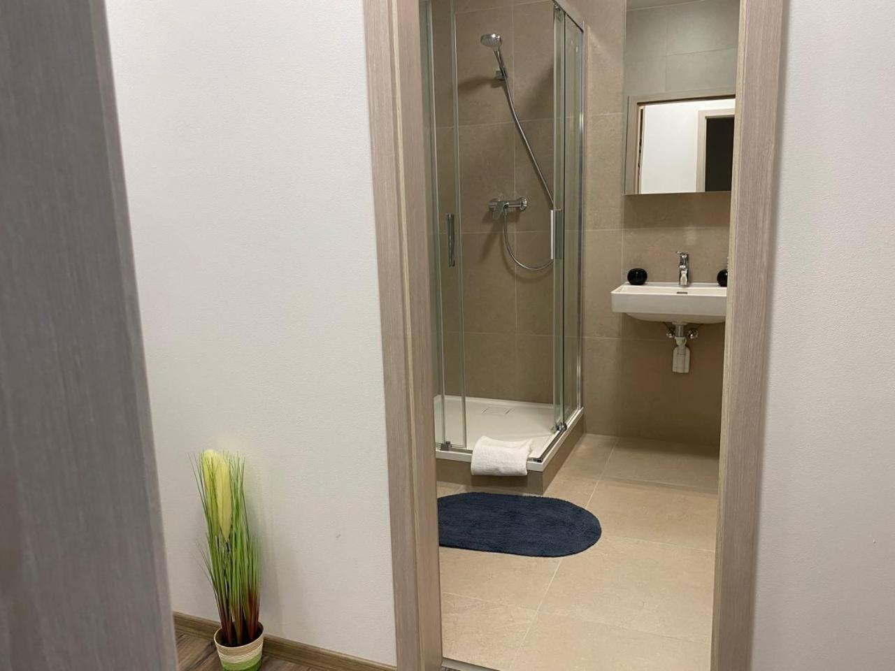 Apartament Perla Hradce 103 Hradec Králové Zewnętrze zdjęcie